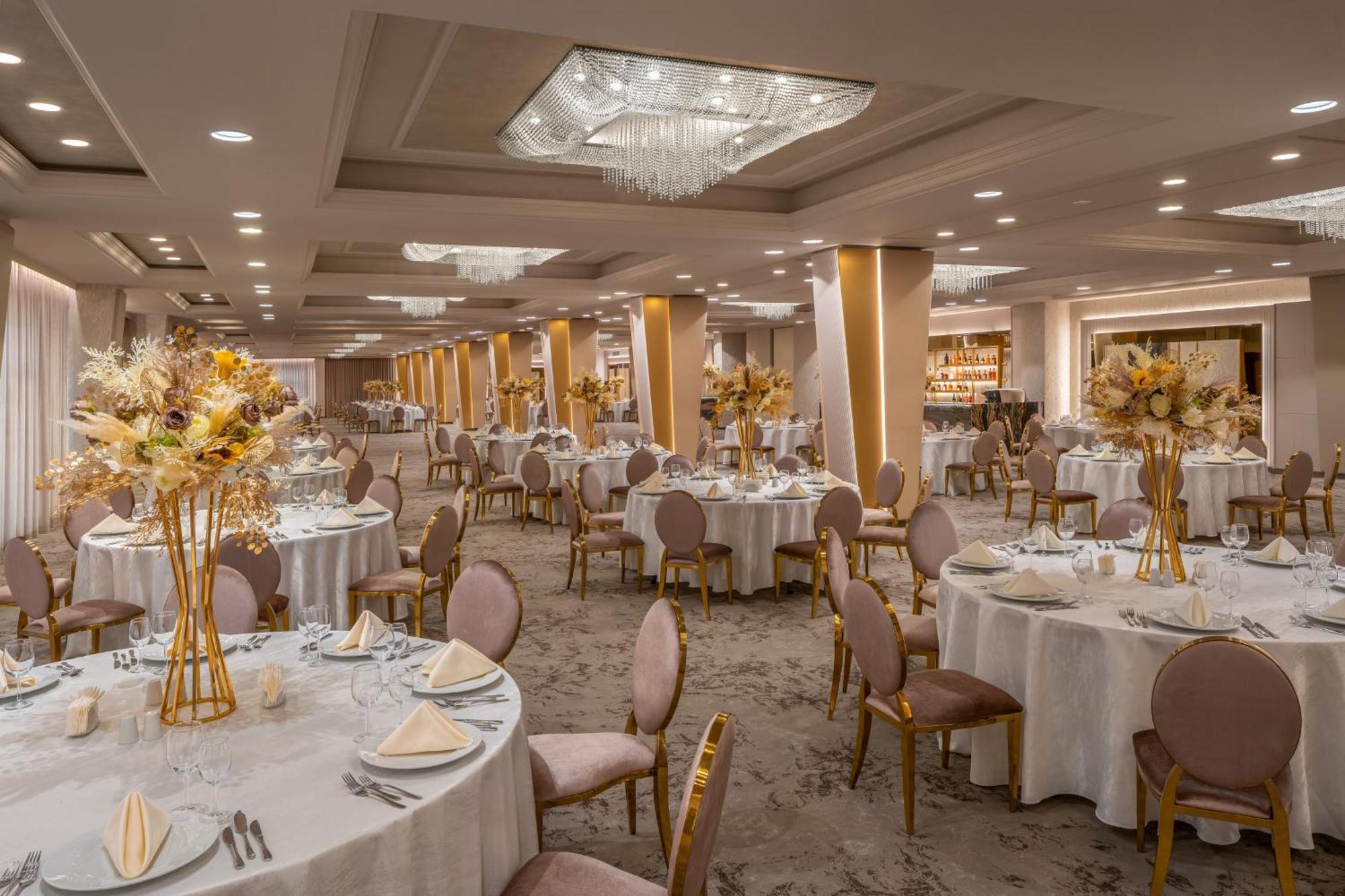 Sky Blue Hotel & Spa Paulesti  Екстериор снимка