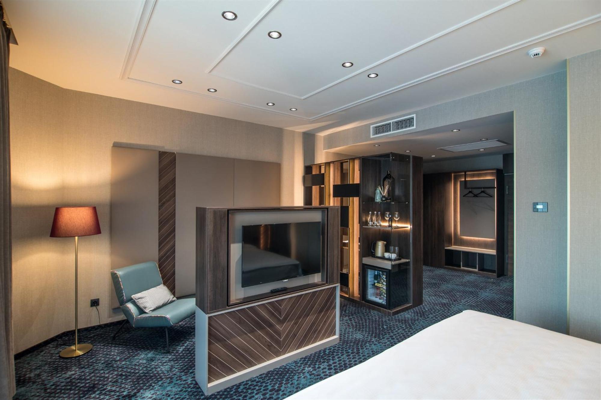 Sky Blue Hotel & Spa Paulesti  Екстериор снимка