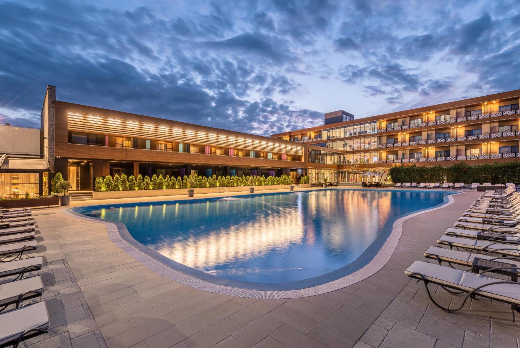 Sky Blue Hotel & Spa Paulesti  Екстериор снимка